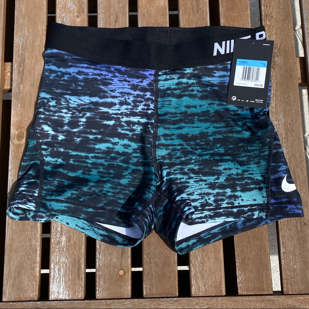 NWT Nike Spandex Shorts
